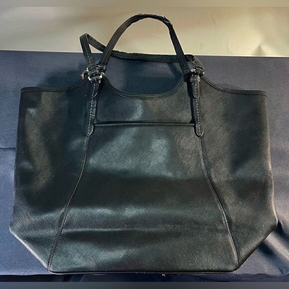 Coach - Leather Bag - Picture 6 of 10